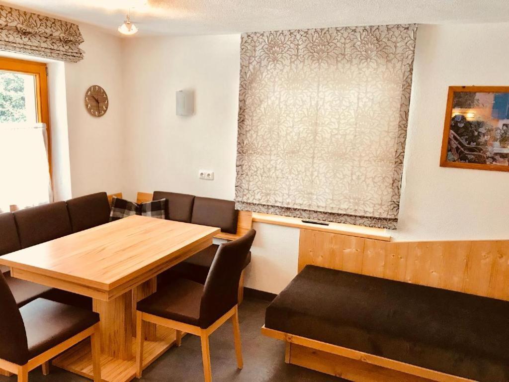 Haus Steissbach Daire Sankt Anton am Arlberg Dış mekan fotoğraf